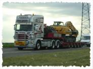 http://www.convoi-exceptionnel.fr/convois/fabien/tn_straumann/tn_elvis300608.jpg